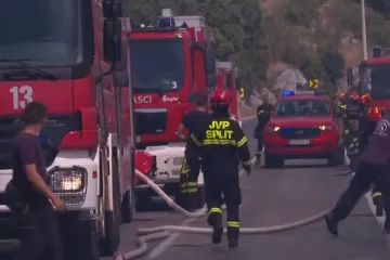 Mjesni vatrogasci u bijelom &scaron;trajku: Žele istu plaću kao i oni u državnoj službi