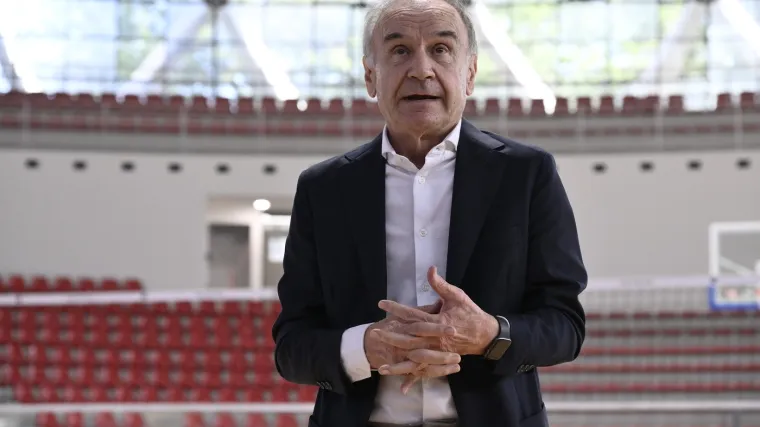 Predsjednik Talijanskog ko&scaron;arka&scaron;kog saveza imao prometnu, helikopterom ga prebacili u bolnicu