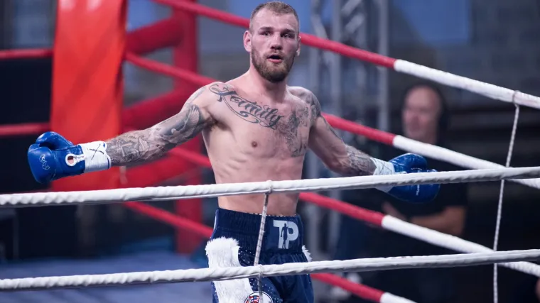 Plantić se oglasio nakon 'razbijanja' Britanca i osvajanja pojasa: 'Velika je ovo pobjeda'