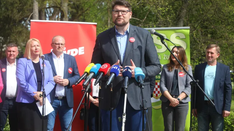 Rijeke pravde u Karlovcu: 'Kada mi pobjedimo, neće se krasti, nego raditi'