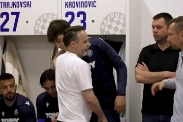 Jakobušić se u suzama oprostio od Hajduka, pred Splićanima je 'veliki brijeg' problema