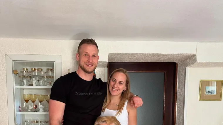 Filip otkrio &scaron;to njegova baka misli o Tamari: 'Odobrila je, obožava je!'