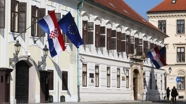 Koliko je glasova potrebno za sastavljanje Vlade i tko dobiva priliku da bude mandatar?