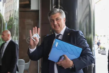 Plenković: Bit ću nositelj liste na izborima za Europski parlament