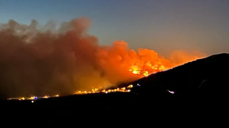 Jo&scaron; uvijek gori kod &Scaron;ibenika: Buktinja se &scaron;iri kod Greba&scaron;tice. Pomažu i dva kanadera