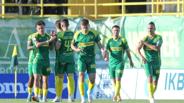 Istra 'blitzkriegom' rije&scaron;ila pitanje pobjednika već u prvom poluvremenu, na Drosini 'pao' možda i pogodak sezone