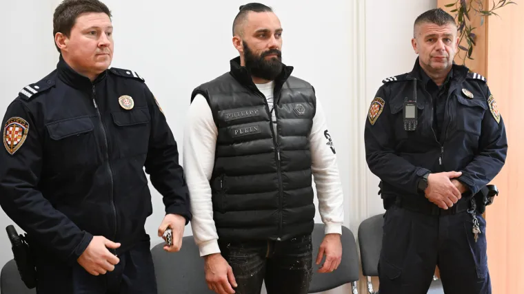 Biv&scaron;i policajac osuđen za seriju pljački: Bježao na romobilu, ukrao 80.000 eura