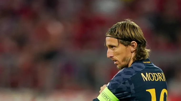 Real postavio dva uvjeta Modriću, jedan se tiče Mbapp&eacute;a i mora pristati ako želi ostati