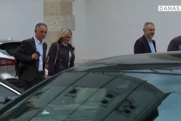 Izabrani zastupnici manjina zajedno stigli u Banske dvore