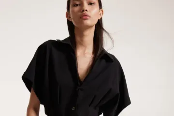 Crna haljina uvijek je dobar izbor - za posao i svečane prilike