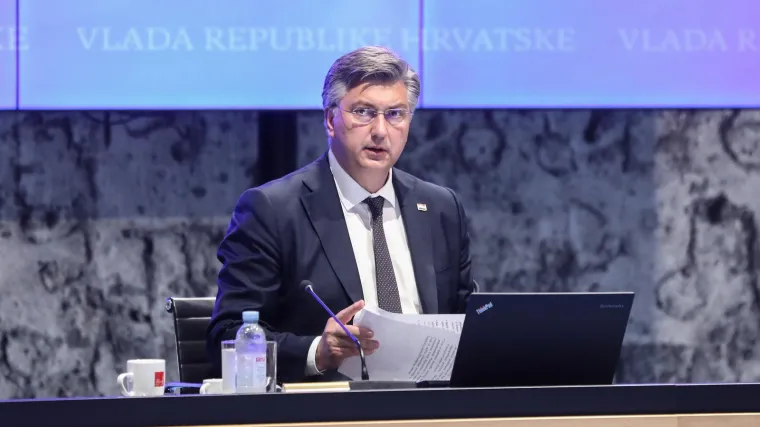 Plenković se hvalio što su sve napravili, pa se na kraju dotaknuo formiranja nove Vlade. Evo što je rekao