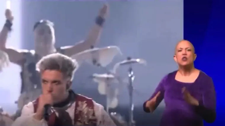 Prevoditeljica znakovnog jezika rasturila 'Rim Tim Tagi Dim': 'Trebala bi imati bend'