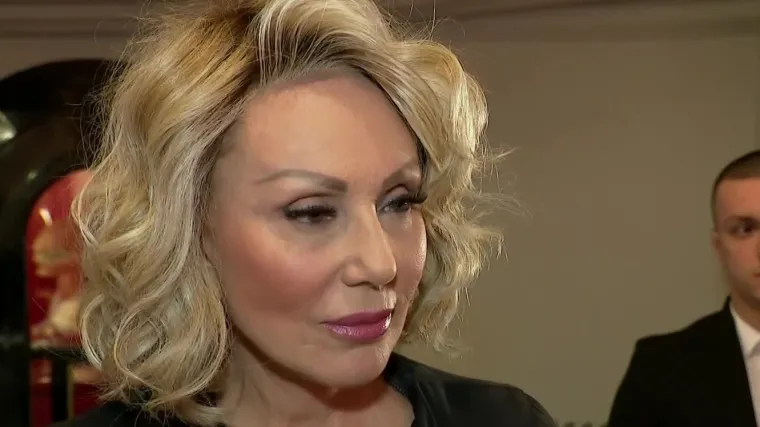 Lepa Brena progovorila o detaljima života na rubu siroma&scaron;tva: 'Jela sam kruh i jogurt'