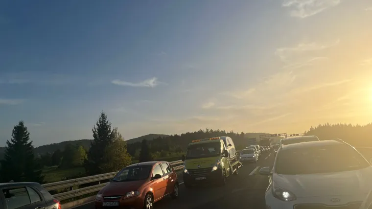 Prometna nesreća na A6, stvorila se kilometarska kolona: 'Ljudi su počeli izlaziti iz auta'