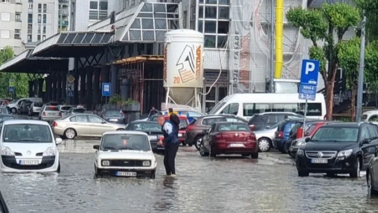 Meteorolozi upozorili na još jedno nevrijeme: U Srbiji velika šteta, poginula žena, nestalo struje