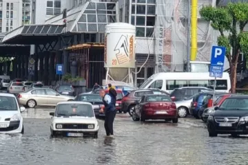Meteorolozi upozorili na još jedno nevrijeme: U Srbiji velika šteta, poginula žena, nestalo struje