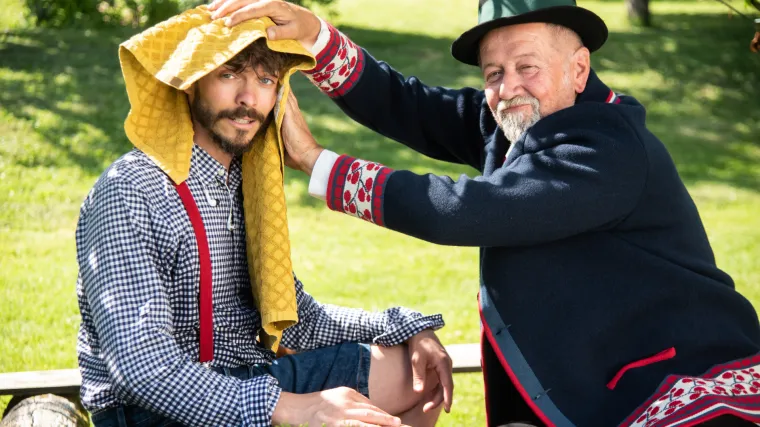 RTL-ova kampanja za 'Farmu' nasmijat će vas do suza: 'Vidi mali, ovako se to danas radi'