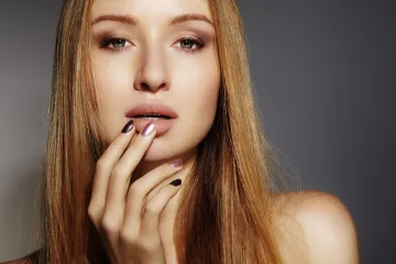 Želiš gušće obrve? Evo što savjetuju poznate stručnjakinje