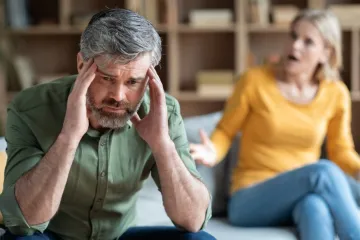 Kako prepoznati krizu srednjih godina? Ne manifestira se jednako kod žena i muškaraca