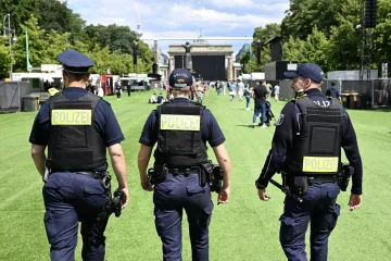 Šok u Berlinu: Policija zbog sumnjivog predmeta zatvorila dio fan zone, jedan uhićeni