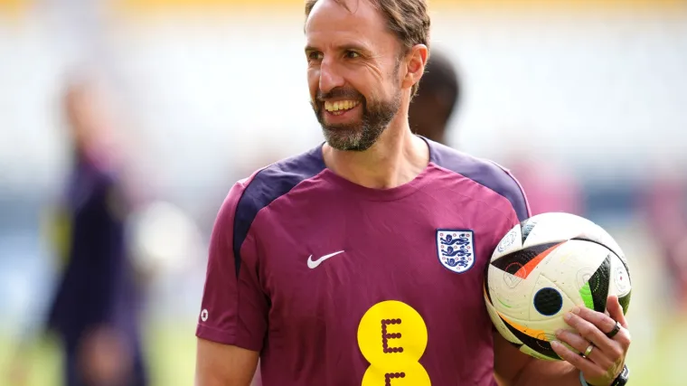 Englezi su 'Gospodari prstenova': Southgatov pametni ko&scaron;ta 'samo' 594 eura