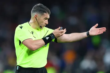 Srbima i Slovencima sudi čovjek poznat po skandalima: Trebao je suditi u HNL-u