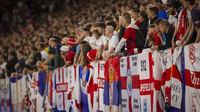 Pokrenut postupak protiv Srbije jer su se navijači glasali kao majmuni