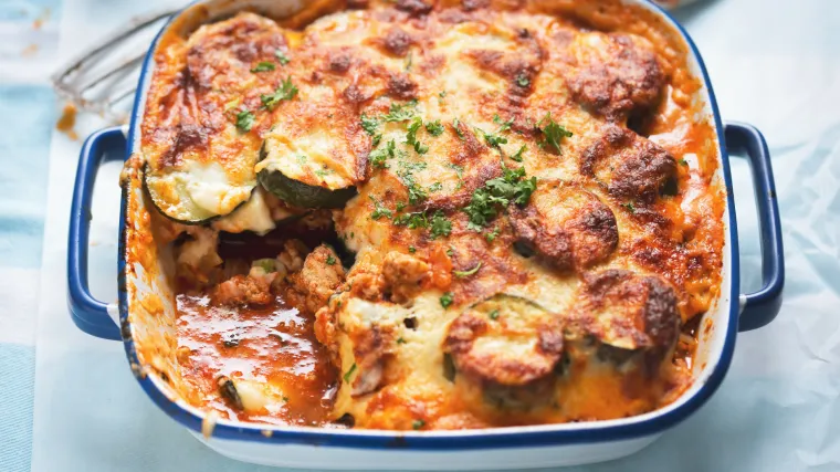 Recept za musaku s tikvicama i grčkim jogurtom