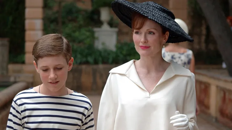 Zgodna Barbara poku&scaron;ala na silu spavati sa sinom zbog činjenice da je gay