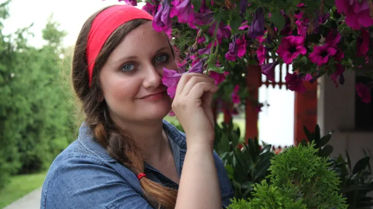 Sjećate se Silvije iz 'Ljubav je na selu'? Damir podijelio njezine stare fotke