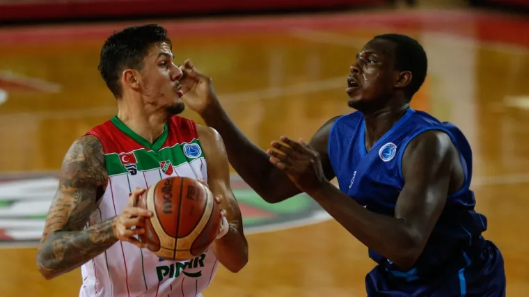 Pijani vozač pokosio slavnog turskog ko&scaron;arka&scaron;a: Ostao je priklije&scaron;ten pod autom