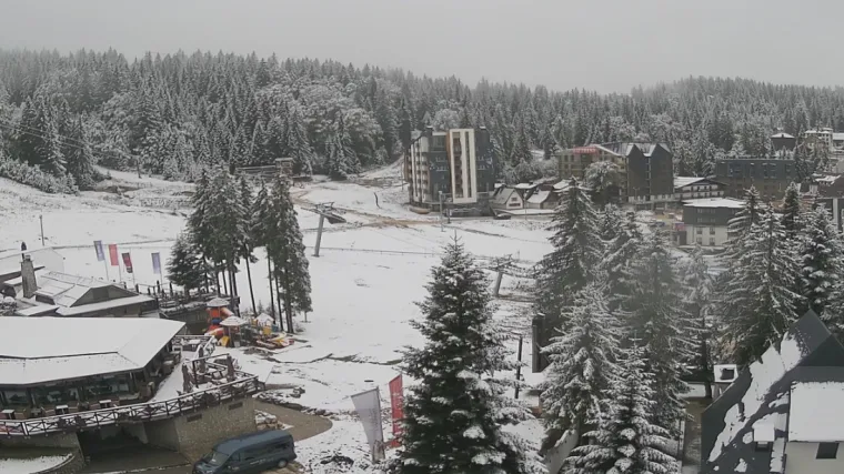 Snijeg pao u BiH, zabijelilo se nekoliko planina: 'S ljetovanja na zimovanje'