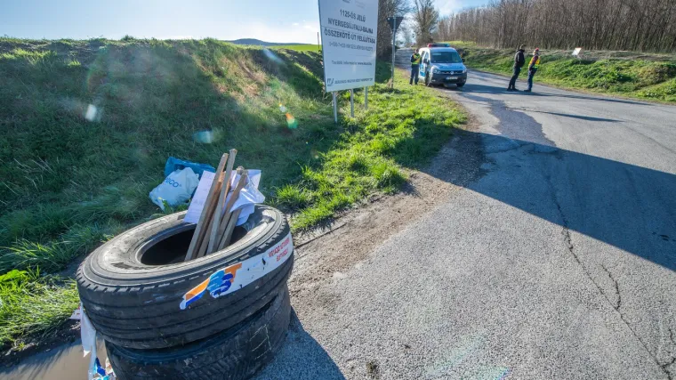 Užas na reliju: Automobil izletio sa staze, poginuo gledatelj, 14 ih ozlijeđeno