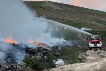 Deponij na Karepovcu gori i dalje. Građane uznemirili prizori plamena