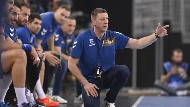 Trener Zagreba podnio ostavku nakon petog uzastopnog poraza u Ligi prvaka