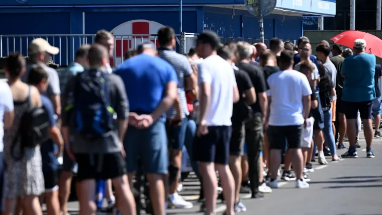 Gorica gre&scaron;kom pustila u prodaju besplatne ulaznice pa ih povukla. Smiju li to?