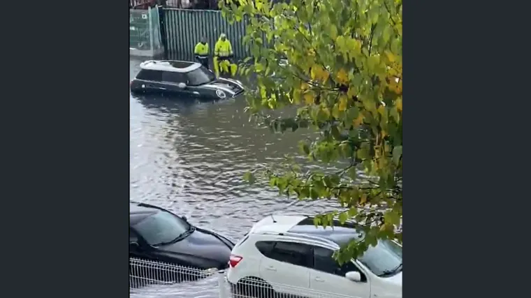 Jezive snimke iz Barcelone: Obilne ki&scaron;e poplavile ulice, voda prodire u kuće