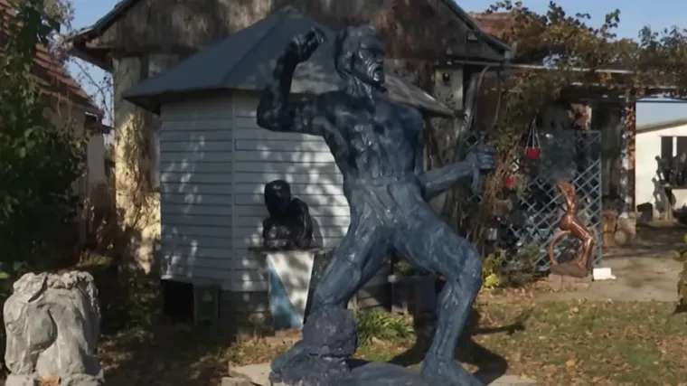 Ovo morate vidjeti! Novak Đoković dobio kip u Srbiji, hoćete li ga uspjeti prepoznati?