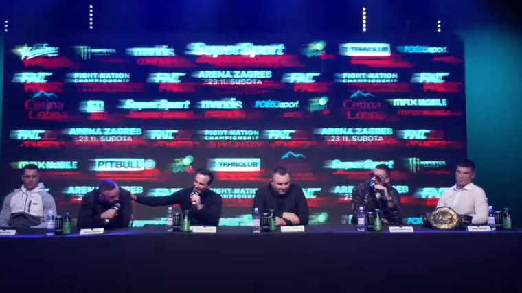 Neviđeni cirkus na pressici uoči FNC 20: 'Došao je Slo Rocky u moju sobu sinoć, ka**o sam ga, ponio je baby ulje'