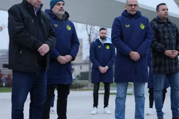 Zajec, Bjelica i igrači Dinama u počast hrvatskim braniteljima zapalili svijeće pred Spomenikom domovini