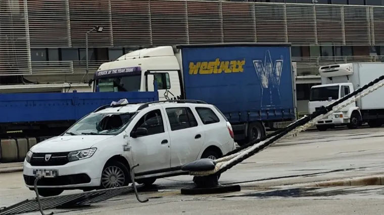 Nije prilagodio brzinu, pa je autom upao u more! Sve se dogodilo u splitskoj luci