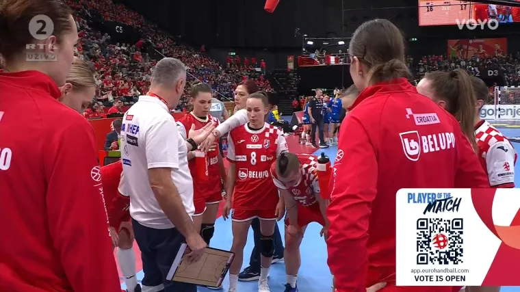 Obrvan dao upute za pobjedu u posljednjem napadu, a odmah nakon toga čuo se Baby Lasagna