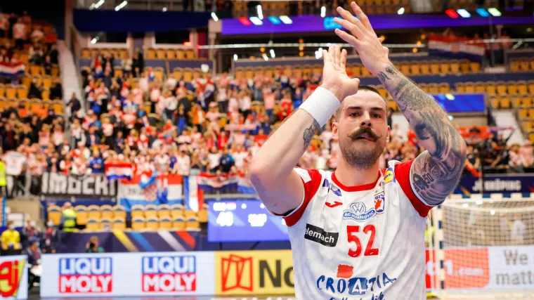 Leon &Scaron;u&scaron;nja: Impozantna pojava koja rastura na rukometnom terenu i sanja titulu Hajduka