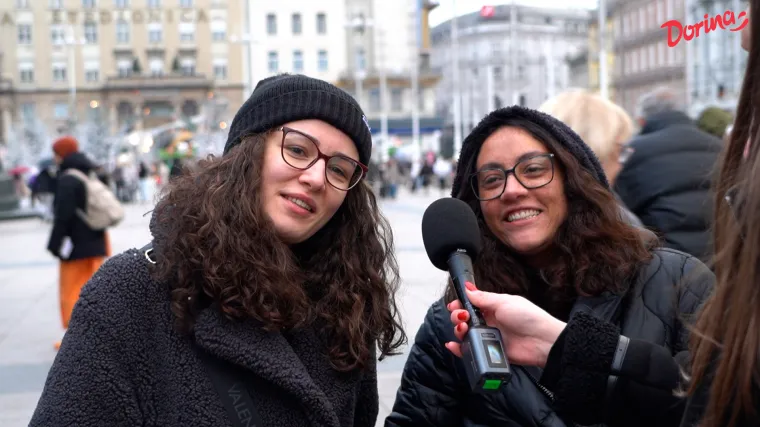 Od poznate pjevačice do veselih prolaznika: Zamolili smo ljude da nam zapjevaju božićne pjesme, a rezultat je čaroban!
