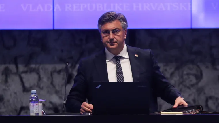 Plenković: 'SDP je demago&scaron;ko populistička nakupina koja ru&scaron;i institucije države'