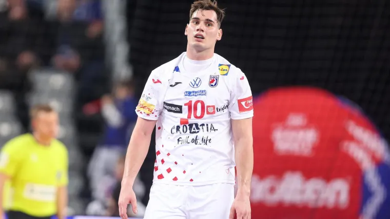 Josip &Scaron;imić - pivot hrvatske reprezentacije kojem 'ne zaboravljaju' sjajan lob Van der Sara