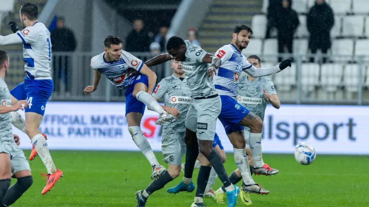 Te&scaron;ko da je moglo biti zanimljivije otvaranje kola, Osijek spasio bod u spektaklu na Opusu