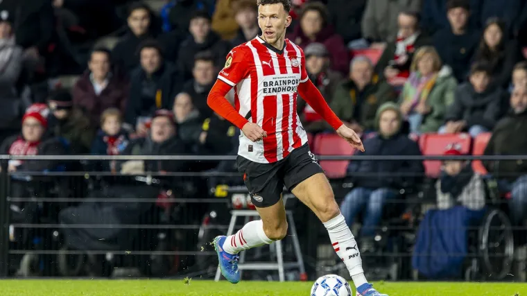 Trener PSV-a oduševljen Perišićem:  'Svejedno mu je kojom nogom igra'