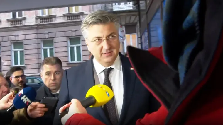 Premijer otkrio tko bi pobijedio između njega i Jandrokovića i tko su mu najdraži rukometa&scaron;i