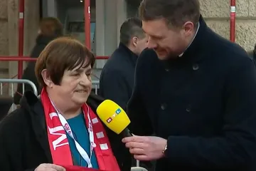 Kata Zadro, udovica legendarnog zapovjednika obrane Vukovara na dočeku rukometaša: 'Hvala im od srca'